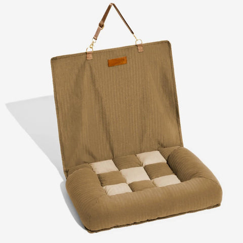 Travel Bolster Safety Back Seat Large Dog Car Seat Bed Chessboard Lounge Waterproof Dog Hammock Car Seat Cover Extender Mat